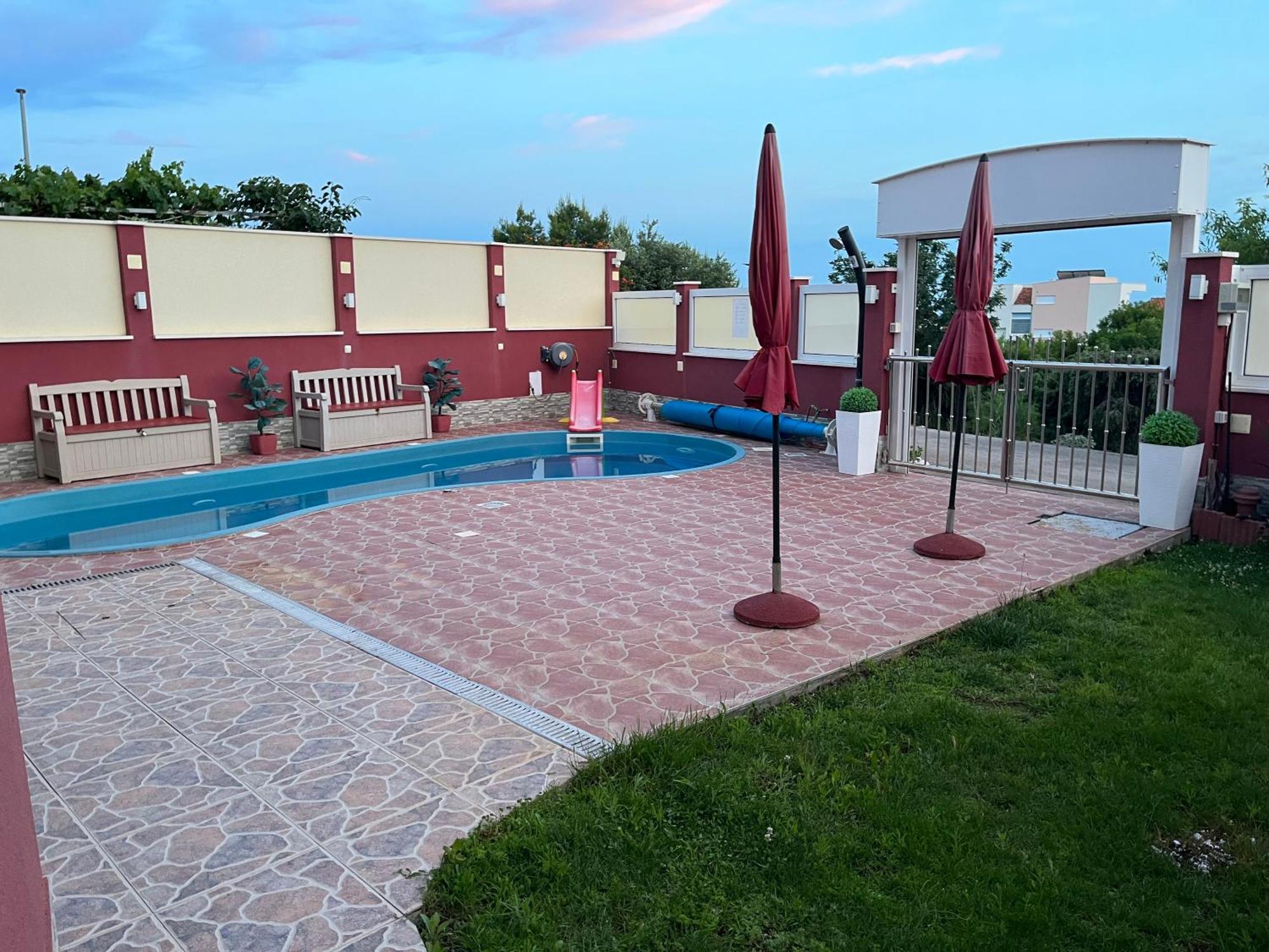 Apartments Villa Stella Maris โรกอซนิซา ภายนอก รูปภาพ