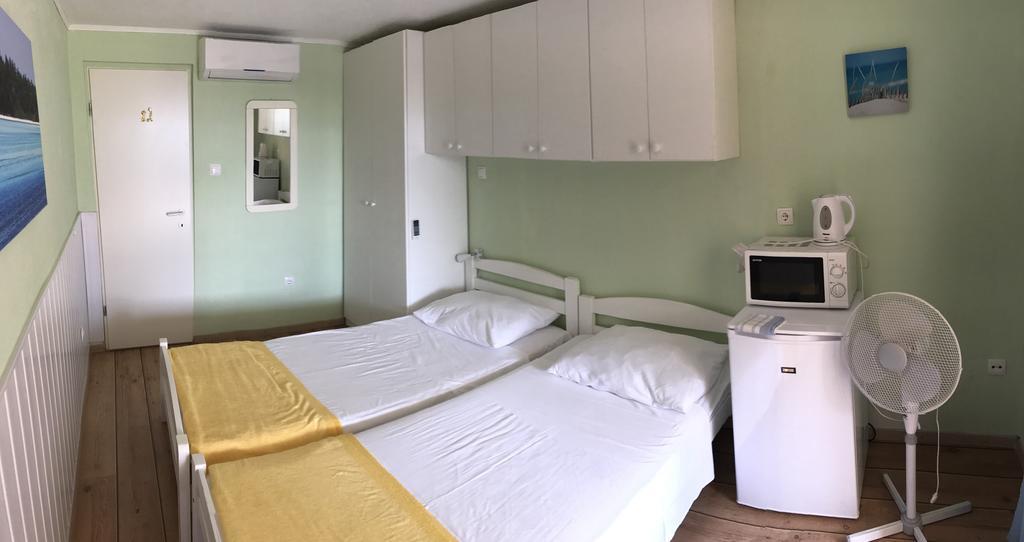 Apartments Villa Stella Maris โรกอซนิซา ภายนอก รูปภาพ